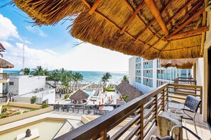 Property grounds - Best Penhouse in town, Amazing sea views 2 bdr.w/private pool (Playa del Carmen)