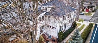 Wyandotte Gem - Sleeps 5 - Close to Water + Dining