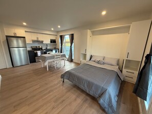 クラシック スタジオ バルコニー