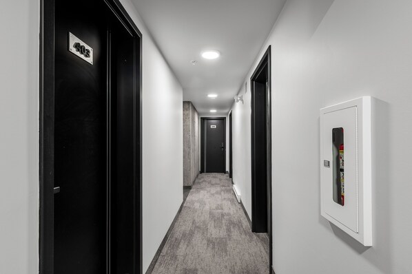 Lobby - Appart'hôtel Viveo - Par Aneyro (Québec)