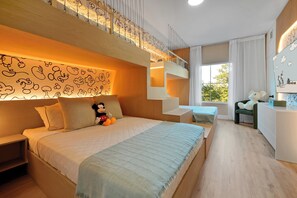 1 bedroom, iron/ironing board, WiFi, bed sheets - Magical Mickey Retreat, Free Shuttle, Free Parking (Orlando)