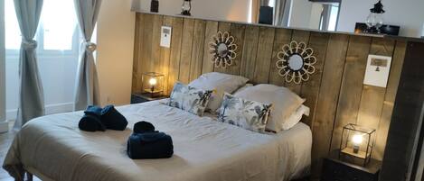 1 habitación, tabla de planchar con plancha, wifi y ropa de cama
