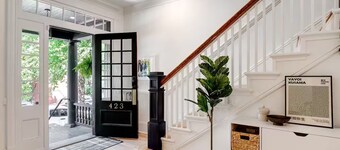 Historical Fan District Home  Walkable & Clean