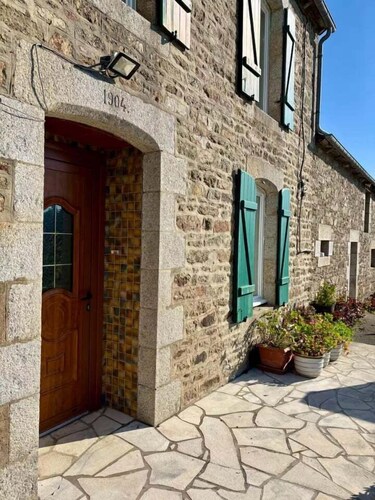 Longère bretonne avec jardin à Trédaniel