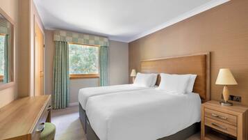 In-room safe, iron/ironing board, bed sheets