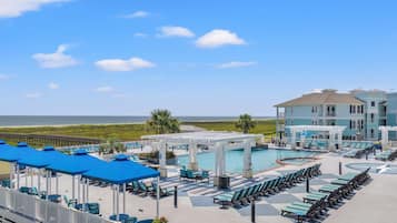 House, 5 Bedrooms | Pool