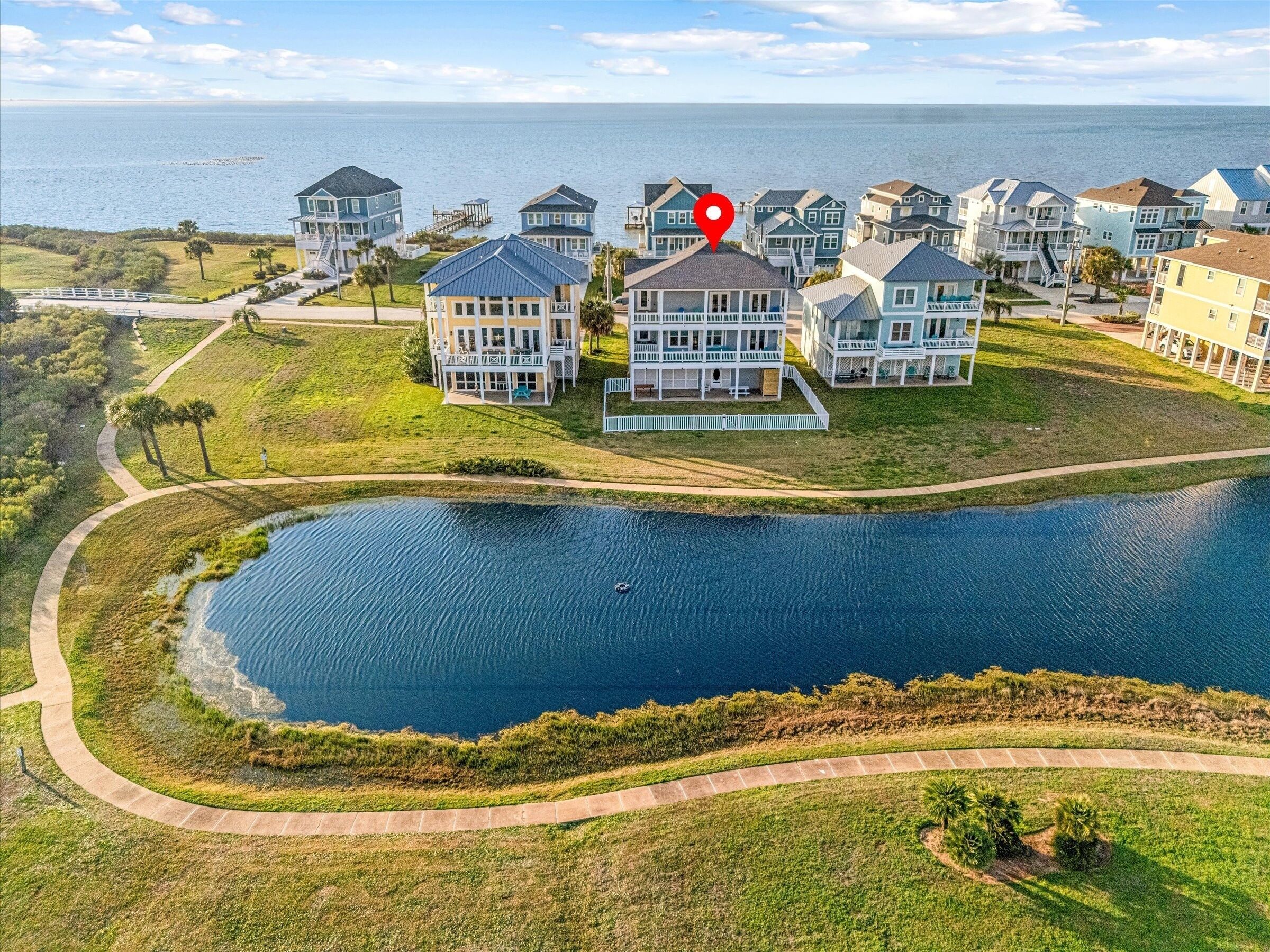 House, 5 Bedrooms | Exterior