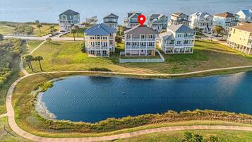 House, 5 Bedrooms | Exterior