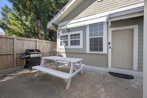 Casa, 2 quartos | Opções para refeição ao ar livre