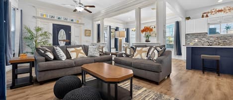 House, 2 Bedrooms | Living area