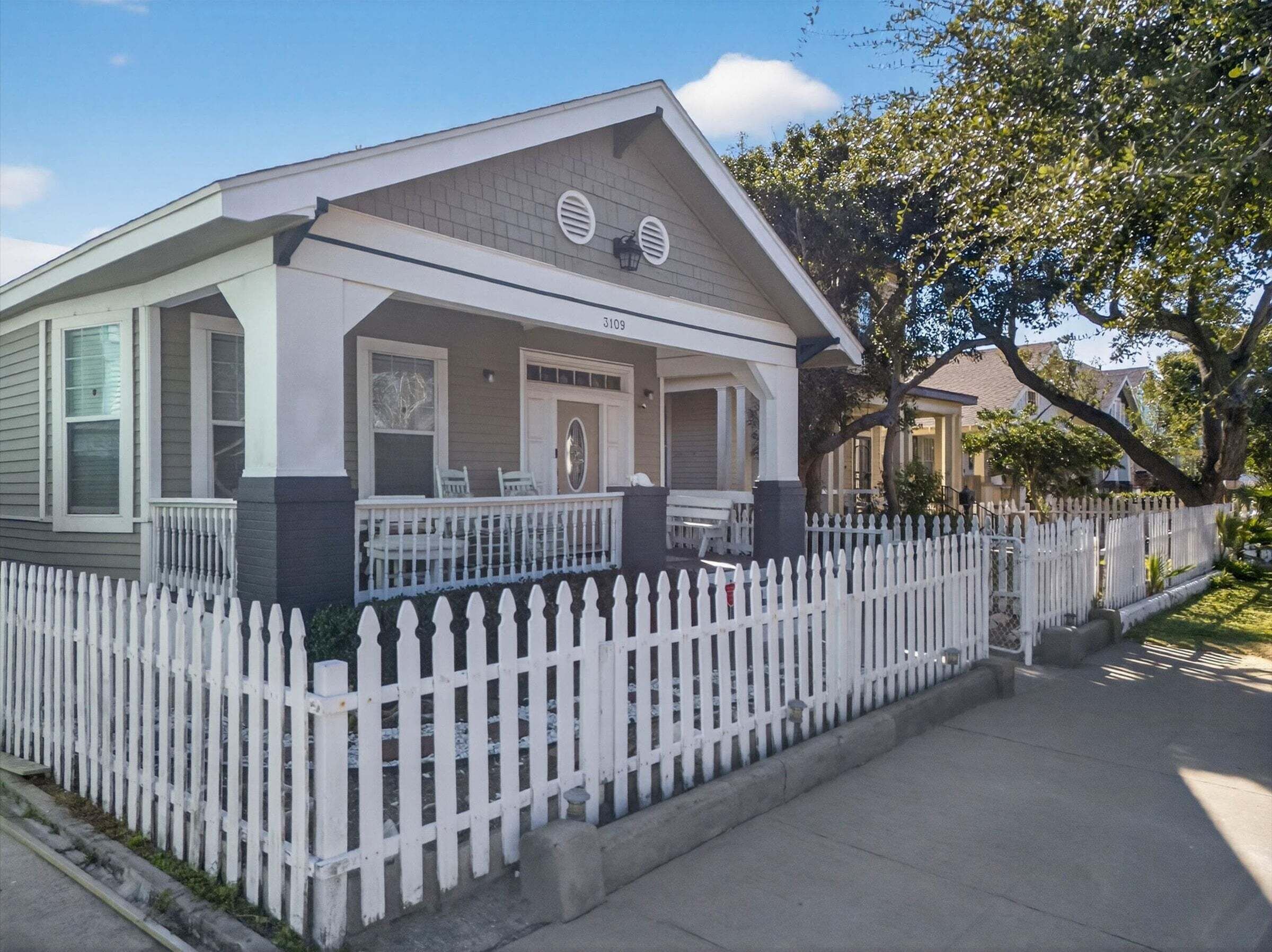 Casa, 2 quartos | Fachada