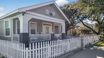 Casa, 2 quartos | Fachada