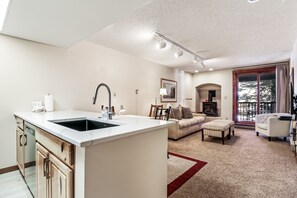 Condo, 1 Bedroom | Interior - Fp219 Foxpine 1br 2 Ba 1 Bedroom Condo (Copper Mountain)