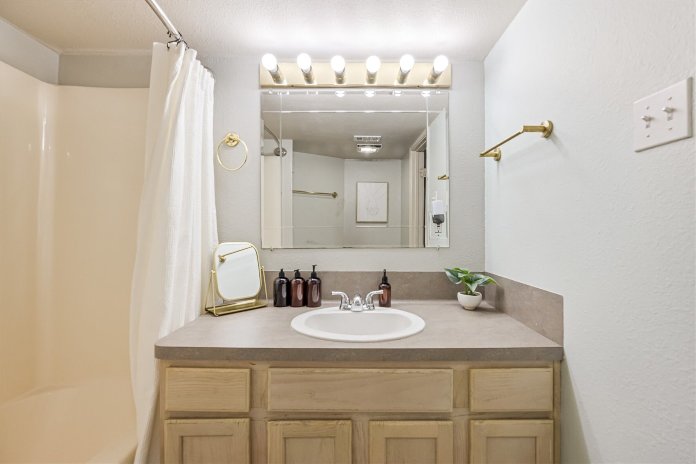 House, 1 Bedroom | Bathroom