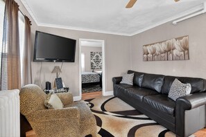 Casa, 4 quartos | Área de estar