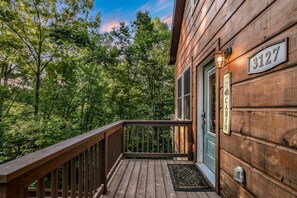 Cabin, 1 Bedroom | Property grounds - Shamrock Valley 1 Bedroom Cabin (Sevierville)