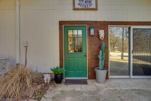 Apartment (1 Bedroom) | Interior - 'walnut Creek Retreat' 9 Mi to Decatur Town Square (Decatur)
