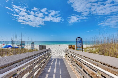 < 1 Mi to Beach: 30A Escape w/ Bikes + Pool Access