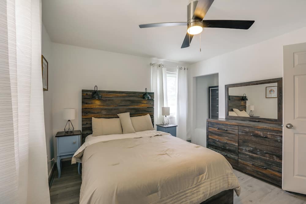 Work, Relax & Explore The 'burgh! Mckeesport Home - Duquesne, PA