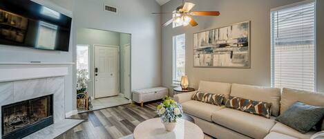 Apartment (3 Bedrooms) | Front of property