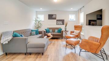 House (4 Bedrooms) | Interior