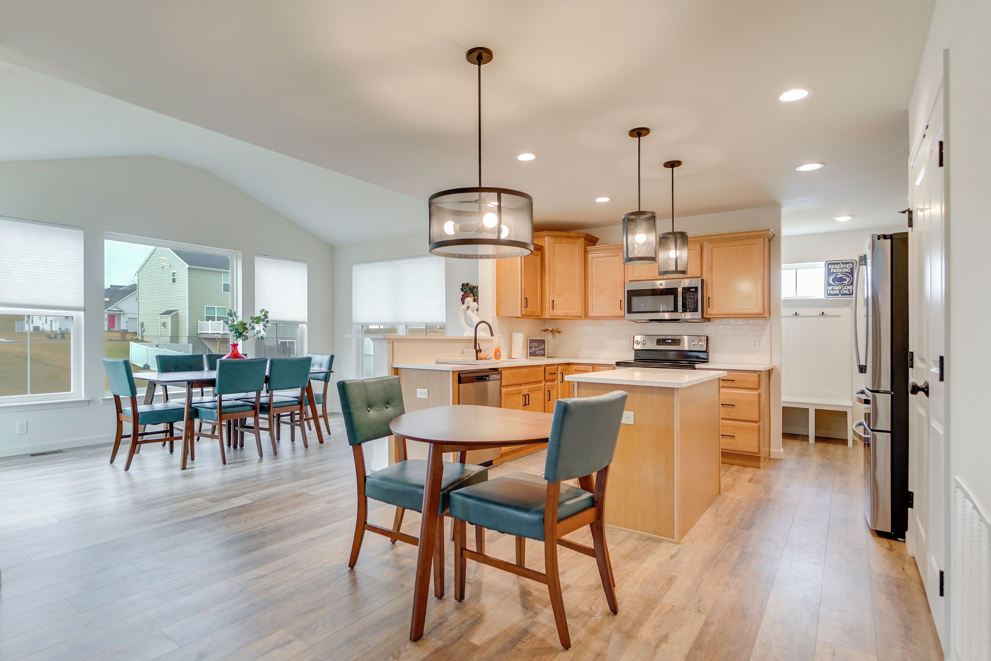 House (4 Bedrooms) | Interior