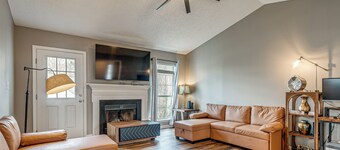 Stroll to Town: Quiet Holly Springs Home w/ Yard!