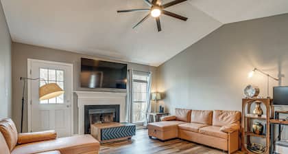 Stroll to Town: Quiet Holly Springs Home w/ Yard!