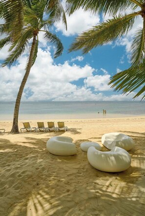 Beach - COSTA AZUL Tranquil 3+-bedroom apartment with AC in Las Terrenas (Las Terrenas)