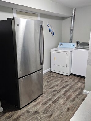 Interior - Modern Comfort Haven | Near Reversing Falls Bridge (Saint John)