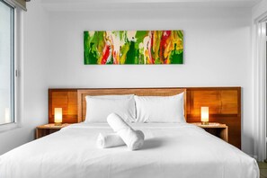 Apartment, Smoking | 1 bedroom - Zen Marina Studio Bayview - Shared Pool - Central (Darwin)