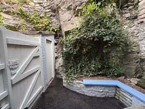 House, 1 Bedroom | Property grounds - Charming Holiday Retreat in Derbyshire Countryside (Matlock)