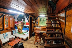 Interior - Chale da Arvore (Belém)