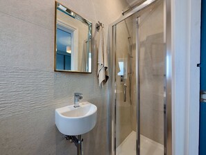 House - Cosy Ensuite Room in Shared Wandsworth Flat (London)