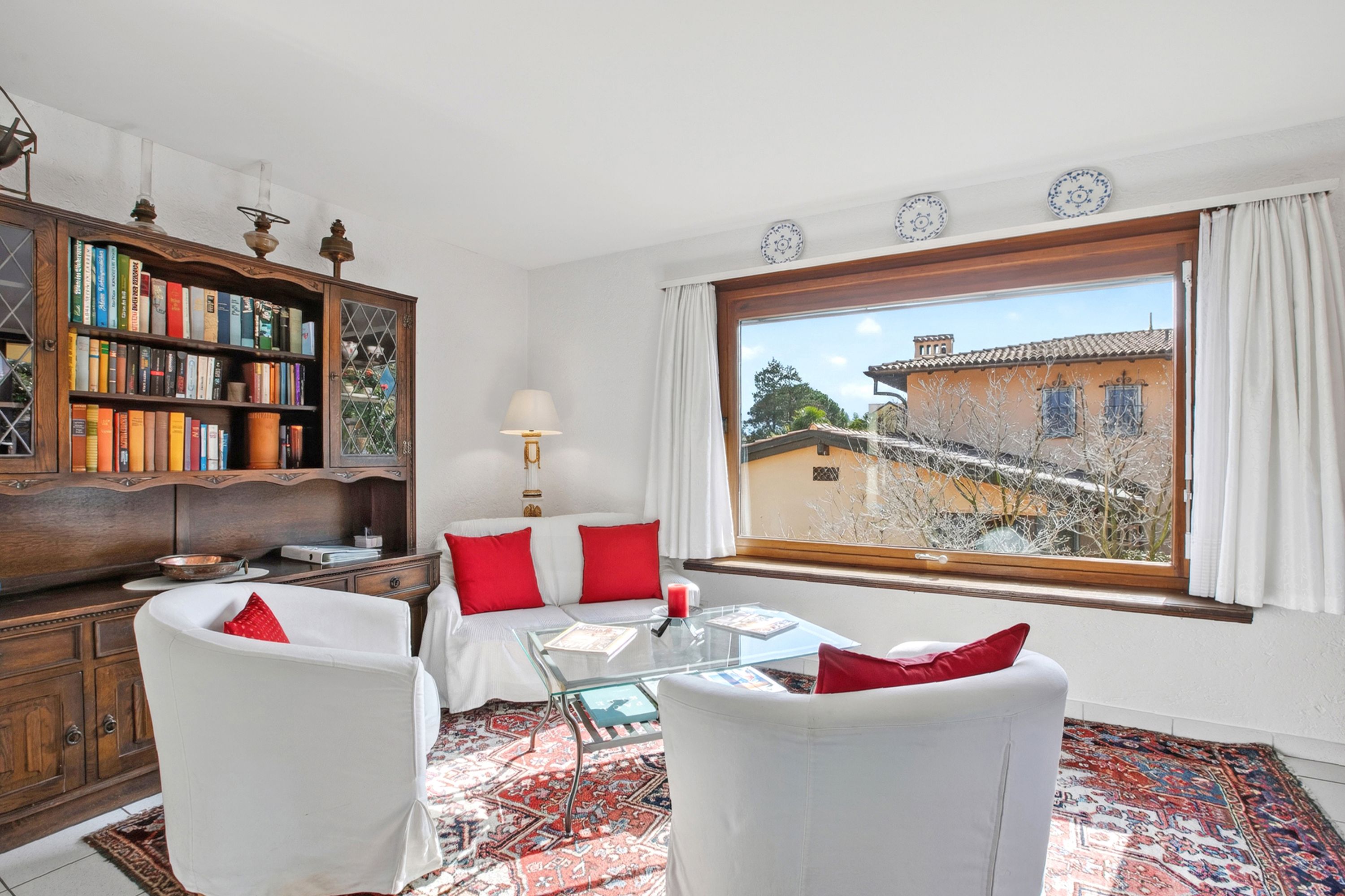 Departamento familiar, 4 habitaciones, 2 baños (Casa Viola Losone for 8) | Vista desde la habitación