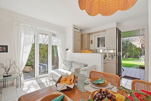 家庭公寓, 多間臥室, 2 間浴室 (Casa Viola) | 用餐區