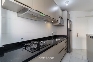 Basic Apartment | Private kitchen - Fully Equipped Apartments in the Condo With Pool in Canasvieiras - RPC (Florianópolis)