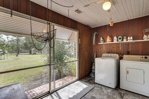 Interior - 2-Acre Farmhouse w/ Animals! Allendale Retreat (Allendale)