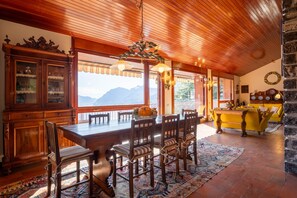 Dining - Villa Bellavista Lakeview & Pool (Civenna)