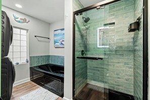 Shower, jetted bath, towels - Coastal Serenity-3BR Luxury Home in Cherry Grove (North Myrtle Beach)