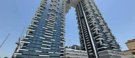 ด้านหน้าที่พัก