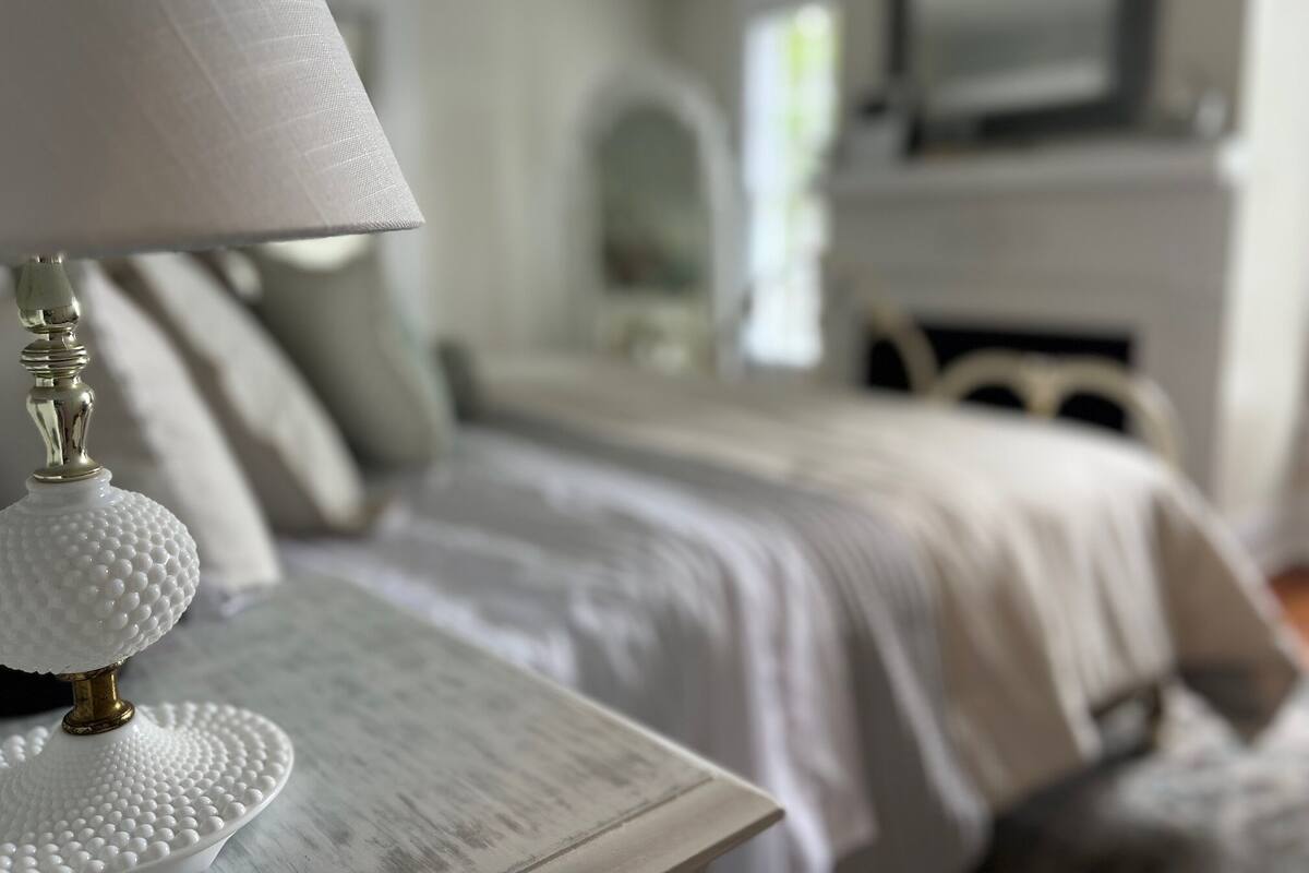 Luxury Room, City View
