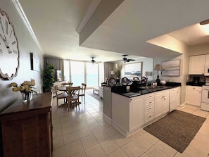 Interior - Oceanfront, 23rd floor Condo, Pools, Gym, Wifi (Panama City Beach)