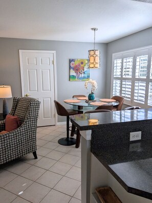Dining - Barefoot Bay - Easy Second Floor Stay Steps from the Resort (Lutz)