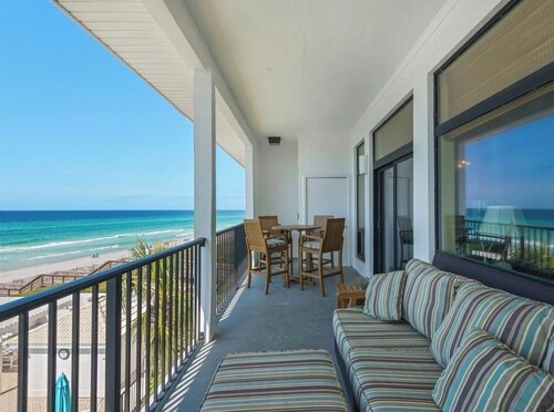 Top Floor Beachfront Condo - Gulf & Pool Views + Walk to Santa Rosa Restaurants