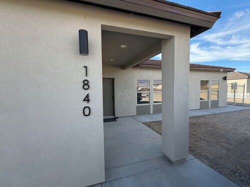 Desert Oasis Retreat-Brand New 4BR License #STR-25-20 Near Death Valley