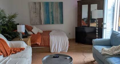 Cozy Studio apartment in beautiful Española with cental air.