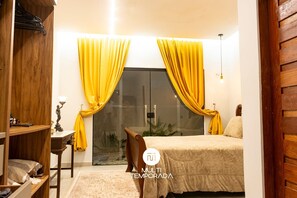 Casa premium, acesso à piscina, vista para a piscina