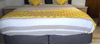 COSY room near the large Pairi Daiza park and Mons