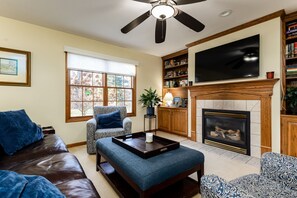 TV, fireplace - The Ultimate Irish Getaway | 1.5 Miles from Campus (South Bend)